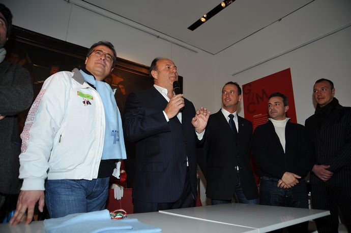 Ingrandisci la foto